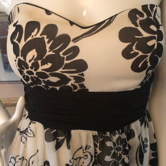 White House Black Market party dress - Picture 2 of 6